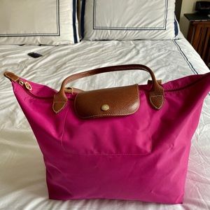 Used Le Pliage Large Nylon Shoulder Tote Fuschia